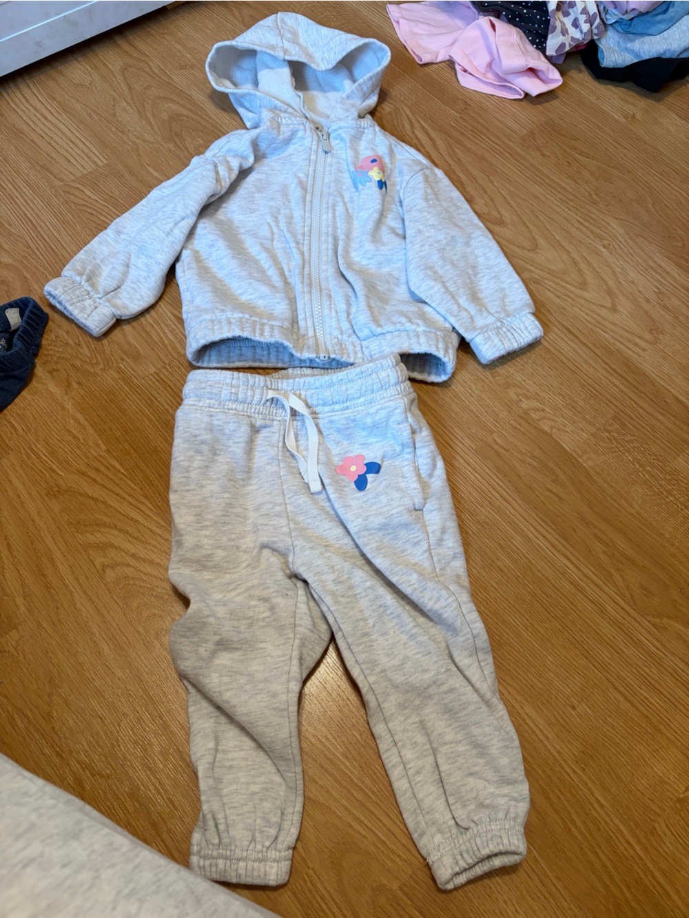 Old Navy Light Gray Sweatshirt Hoodie & Joggers with Pink Flower Accent